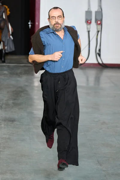 Look 44